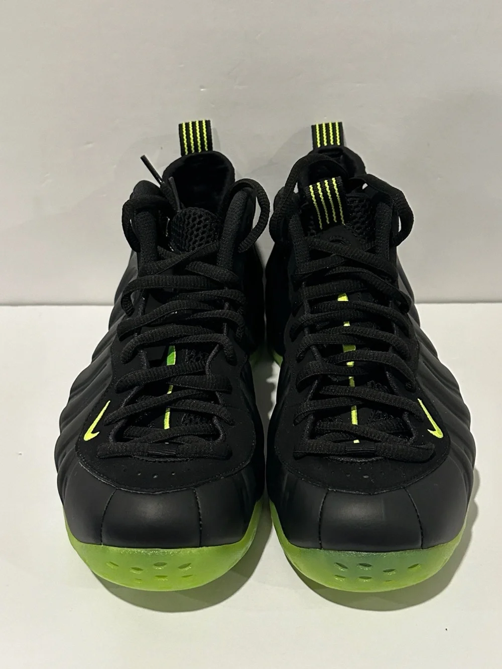 Nike Air Foamposite One 'Black Volt' (HF2902-001) Sz: 8
